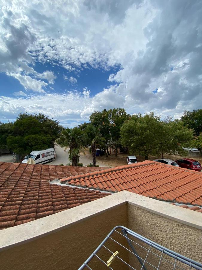 Apartmani Rina Kadumi Экстерьер фото
