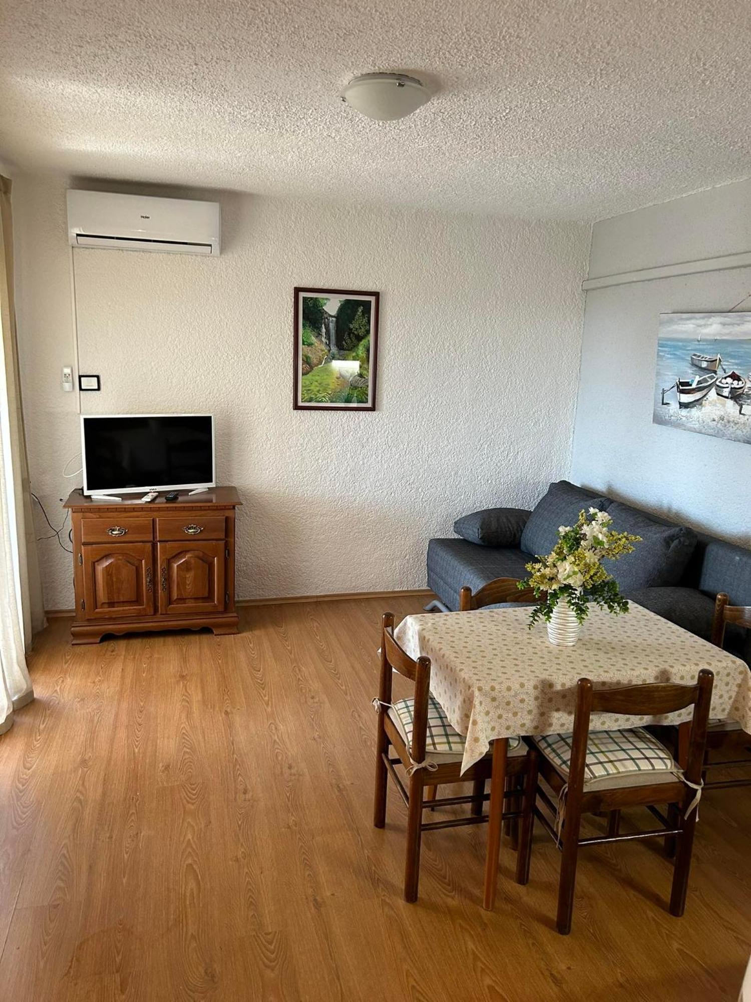 Apartmani Rina Kadumi Экстерьер фото